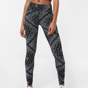 Ardene Super Soft Bandana Leggings